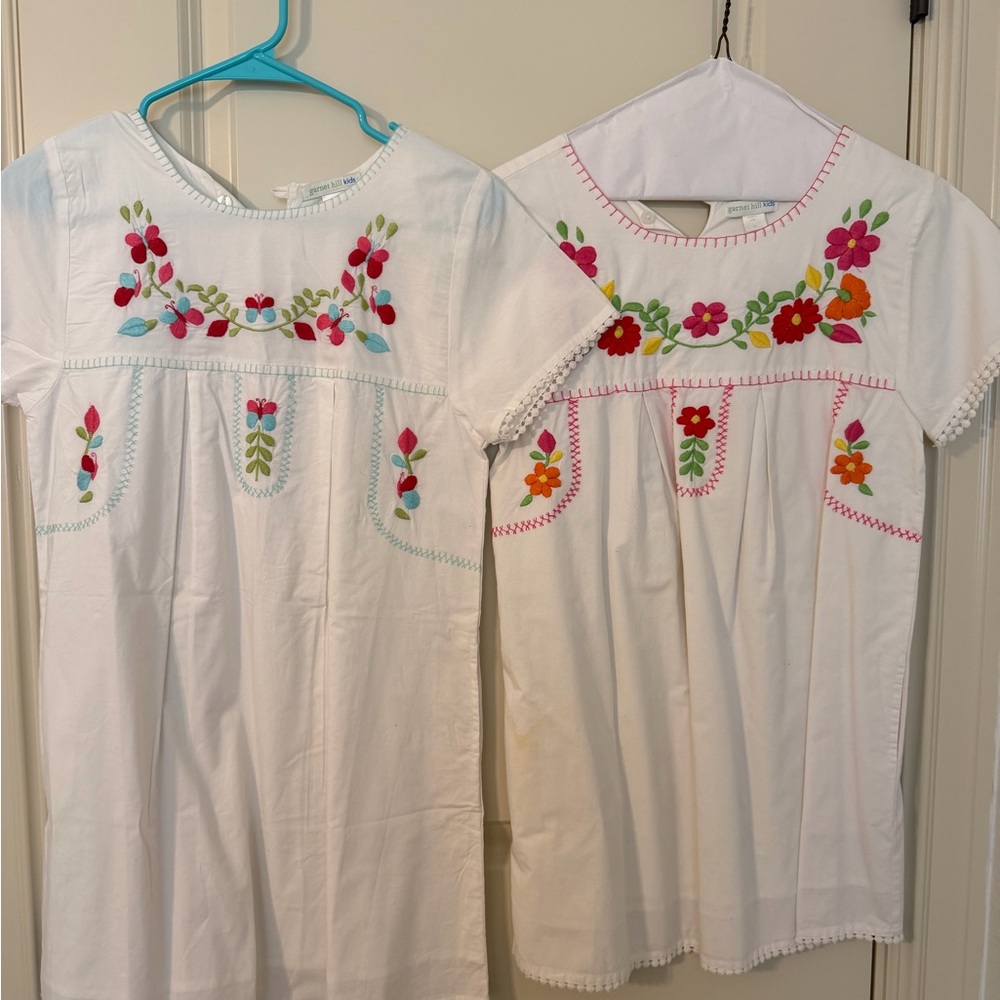 Garnet Hill Kids White dresses with floral Stitching